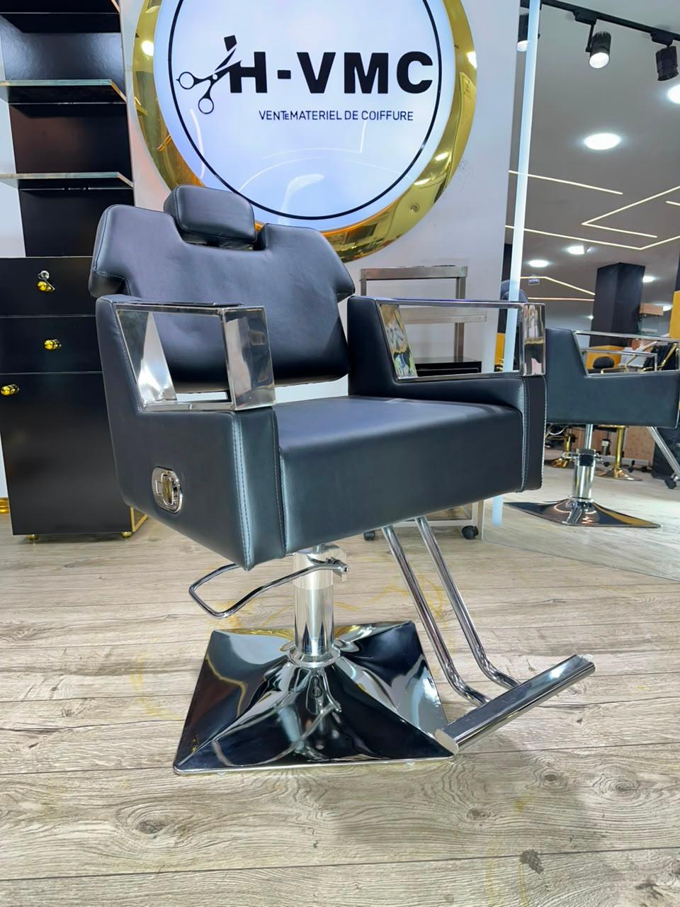 Chaise F130